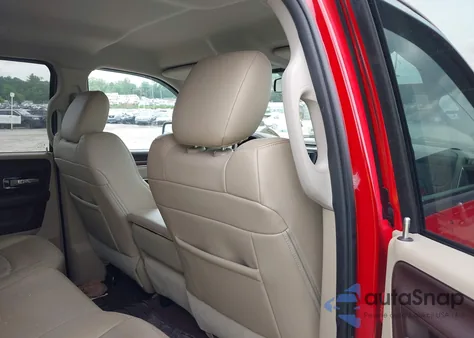 2015 Ram 1500 Laramie из США, поврежденный, VIN 1C6RR7JM8FS501701